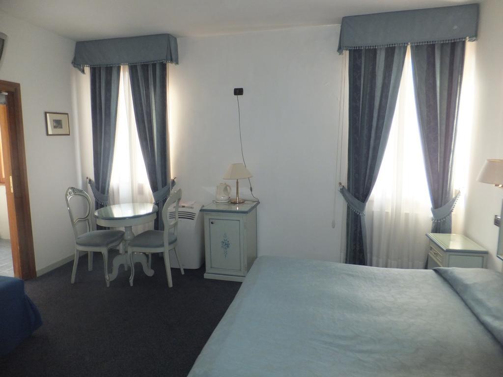 Ca Del Pozzo Hotel Венеция Екстериор снимка
