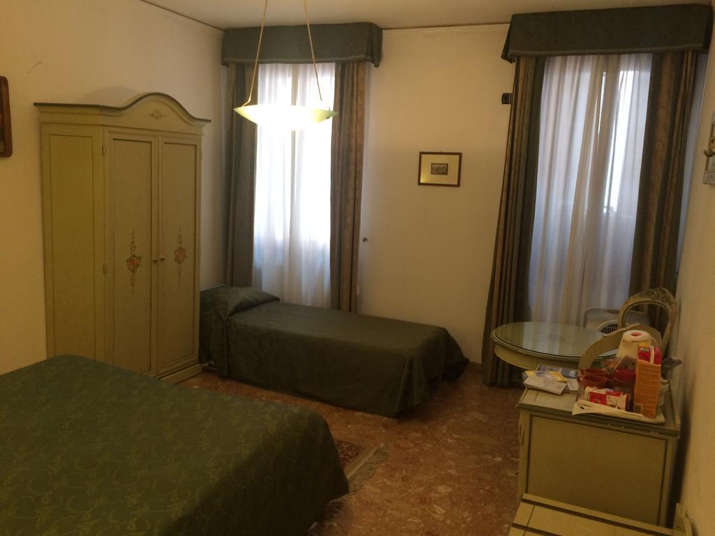 Ca Del Pozzo Hotel Венеция Екстериор снимка