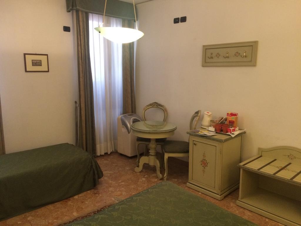 Ca Del Pozzo Hotel Венеция Екстериор снимка